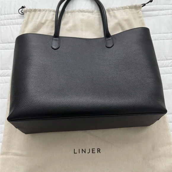 Linjer Black Leather Tote Bag - Picture 2 of 4